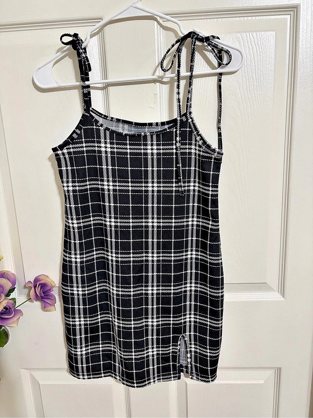 SHEIN Plaid Mini Dress in Black & White Size Small Like New